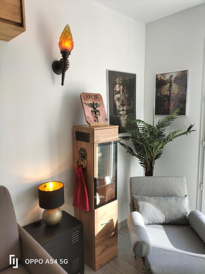 Antiqua Roma Spqr Cubiculum Daire Port-la-Nouvelle Dış mekan fotoğraf